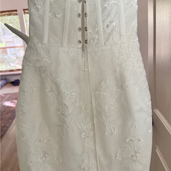 V Chapman Nigella Dress - Picture 5 of 5